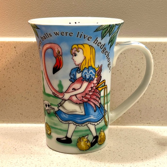 Disney Dining Paul Cardew Alice In Wonderland Cup New Designed In